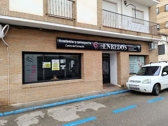 ENREDO’S Academia y peluquería unisex. - Centro de formación en Villarrobledo
