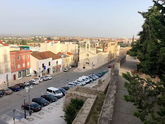 Religiosas Adoradoras del Santísimo y de La Trinidad - Badajoz