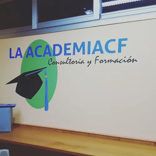 Academia Consultoría y Formación Badajoz-Clases Particulares - Badajoz