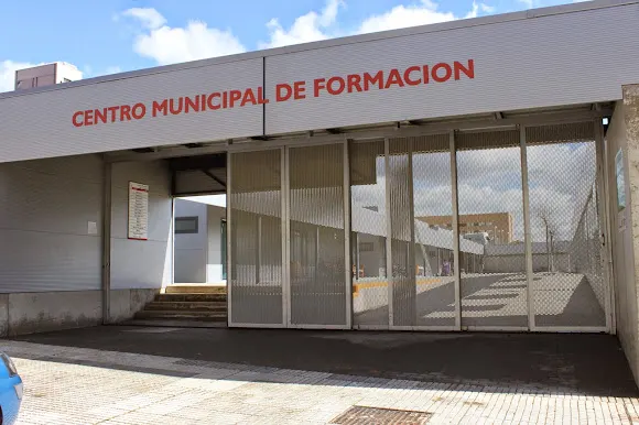 Centro Municipal de Formación La Calzada - Centro de formación en Mérida