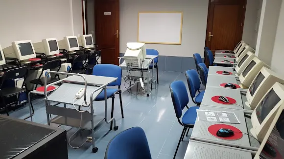 Academias Cum Laude Oposiciones - Merida