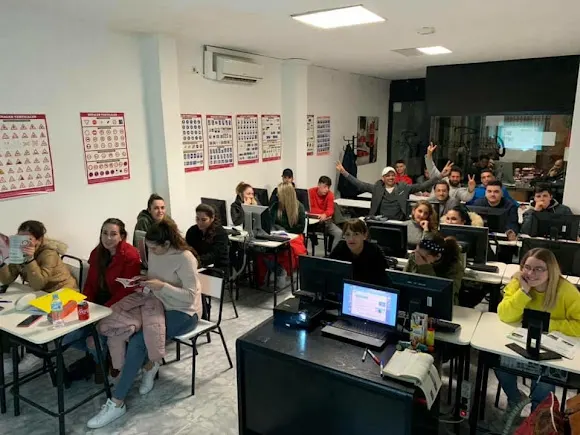 Autoescuela Claudia Gracia - Puebla de la Calzada