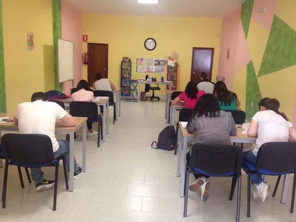 Academia de enseñanza Sheila