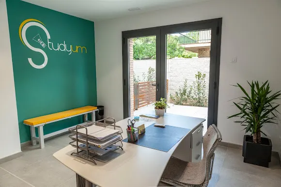 Studyum Language School - La Pobla de Claramunt