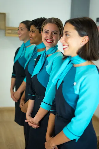 Central Barcelona Escuela Aeronáutica | Curso Azafata de Vuelo TCP - L'Hospitalet de Llobregat