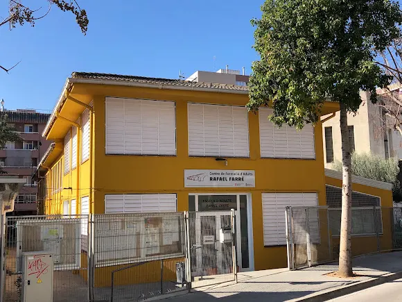 CFA Rafael Farré - Escuela de educación para adultos en Molins de Rei