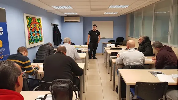 ACADEMIA CENTRO DE ENSEÑANZA JJ FORMACIÓN - CERTIFICADOS PROFESIONALES Y OPOSICIONES GUARDIA CIVI, POLICÍA NACIONAL Y LOCAL. - Centro de formación en Vinaròs