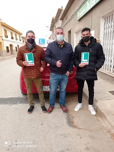 Autoescuela Iván - Pedro Munoz