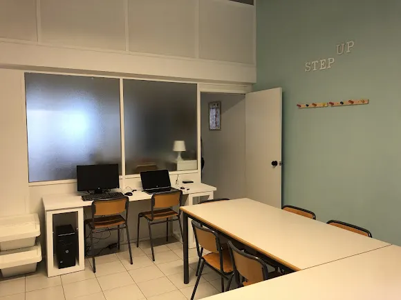 Academia StepUp Figueres - Refuerzo escolar y técnicas de estudio - Figueres