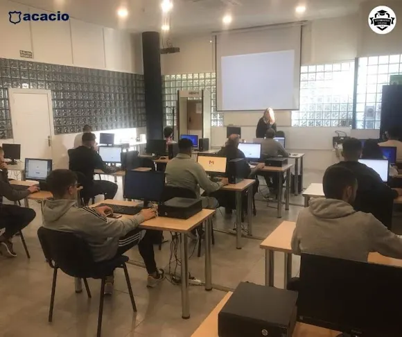 Cursos de Fibra y Telecomunicaciones - Technology College - Granada