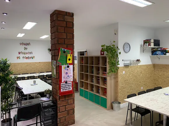 Centro de Estudios - La Tribuna - Benalmádena