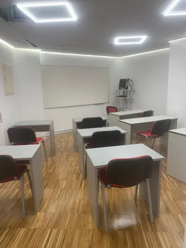 ACADEMIA PEREZ DE LEMA LORCA - Lorca