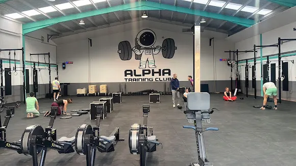 ALPHA TRAINING CLUB - Centro de formación en Villares de la Reina
