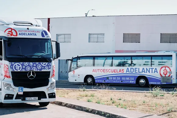 Grupo Adelanta Autoescuelas Formación - Autoescuela en Écija