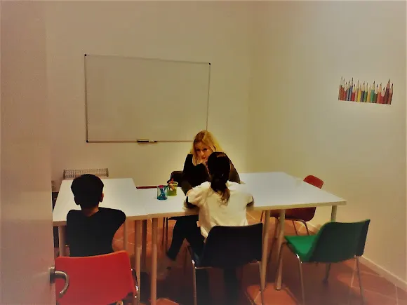 Centro de estudios y pedagogía Isósceles