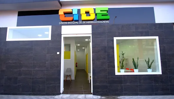 Academia CIDE. Refuerzo educativo e inglés - Centro de refuerzo escolar en Dos Hermanas
