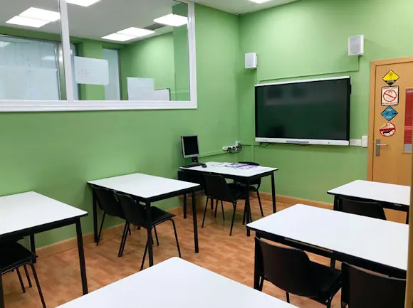 Akerlei Academia de Idiomas en Ermua - Ermua