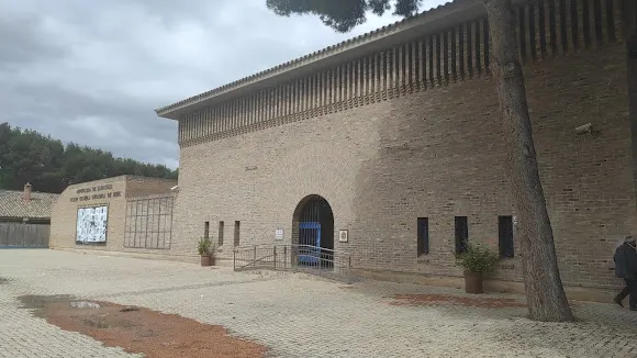 Taller Escuela Cerámica de Muel - Muel
